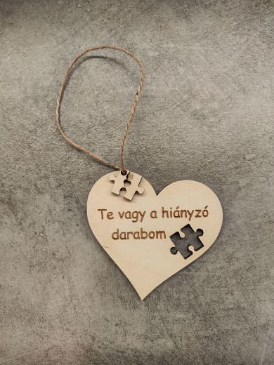 Szív autós függő