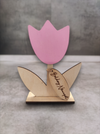 Álló festett fa tulipán talppal | Lézervágott ajándék képe